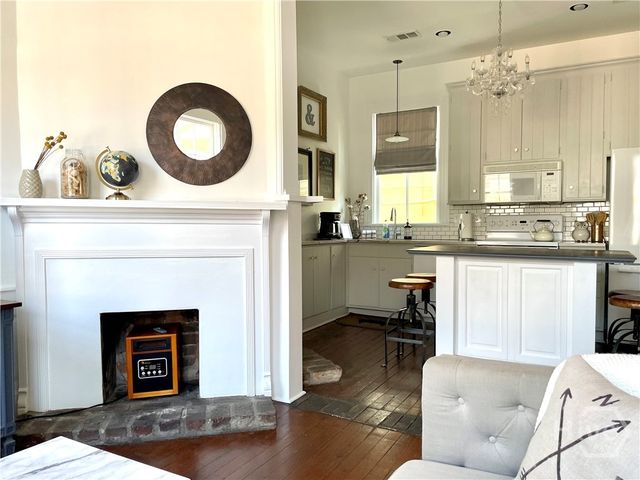 508 E York Street, Savannah, GA 31401