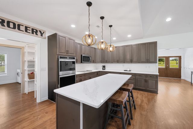 4108 Summertown Hwy, Summertown, TN 38483