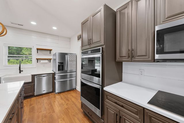 4108 Summertown Hwy, Summertown, TN 38483