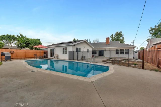 6852 Claire Avenue, Reseda, CA 91335