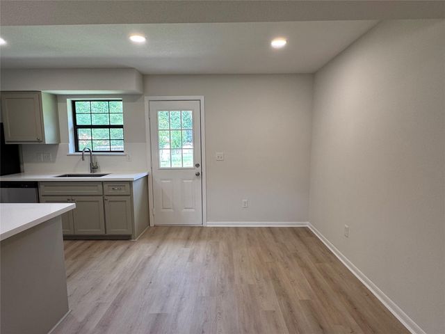 111 Little Bill Lane, Willis, TX 77378