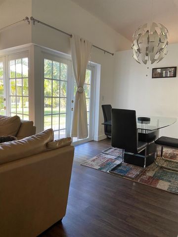 9138 Bedford Drive, Boca Raton, FL 33434