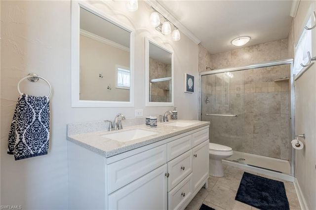 5231 SW 2nd PL, Cape Coral, FL 33914