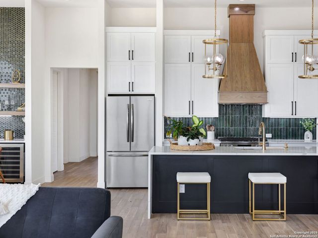 8214 Sierra Hermosa, San Antonio, TX 78255