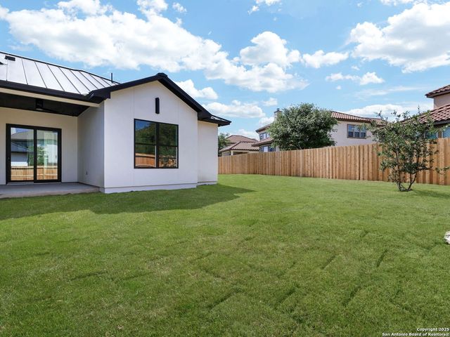 8214 Sierra Hermosa, San Antonio, TX 78255