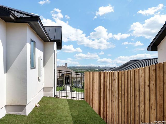 8214 Sierra Hermosa, San Antonio, TX 78255