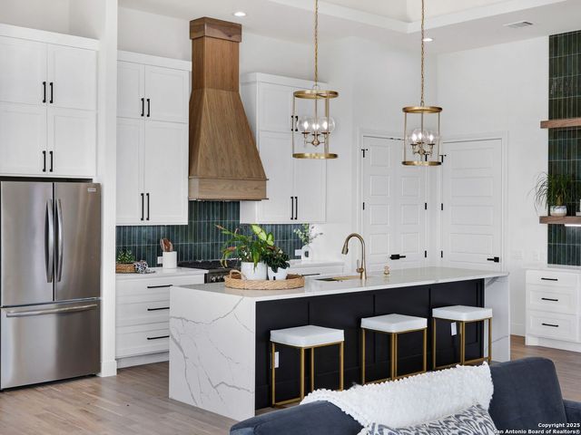 8214 Sierra Hermosa, San Antonio, TX 78255