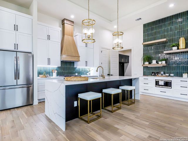 8214 Sierra Hermosa, San Antonio, TX 78255