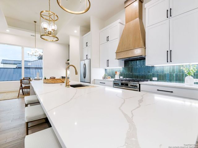 8214 Sierra Hermosa, San Antonio, TX 78255