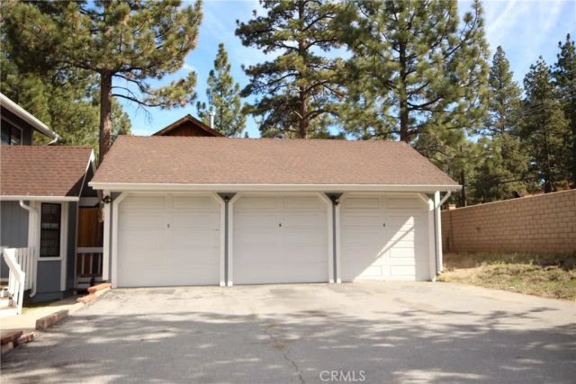 430 E Country Club Boulevard, Big Bear, CA 92314