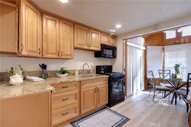 430 E Country Club Boulevard, Big Bear, CA 92314