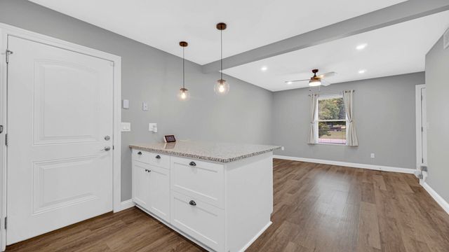 236 Kimrich Circle N, Valparaiso, IN 46385