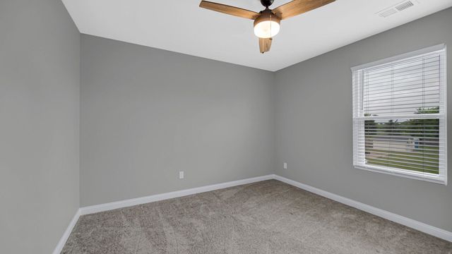 236 Kimrich Circle N, Valparaiso, IN 46385