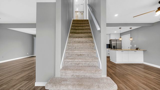 236 Kimrich Circle N, Valparaiso, IN 46385
