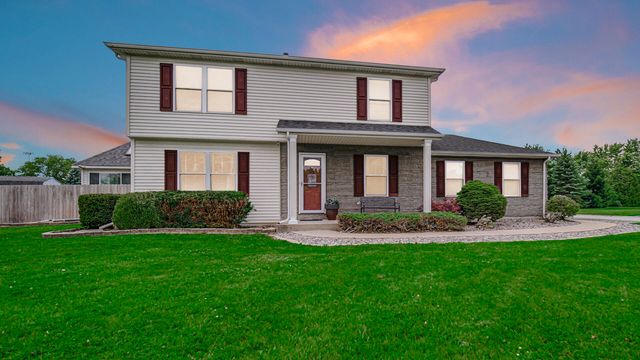 236 Kimrich Circle N, Valparaiso, IN 46385
