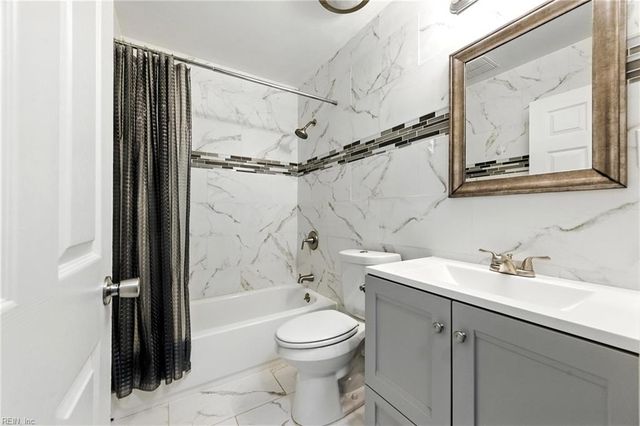 610 Charlton DR, Hampton, VA 23666