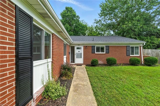610 Charlton DR, Hampton, VA 23666