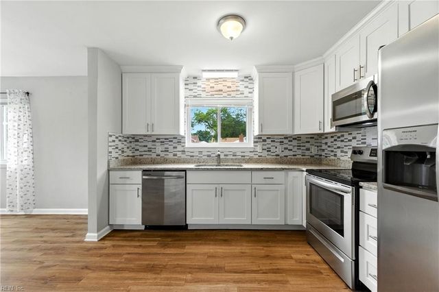 610 Charlton DR, Hampton, VA 23666