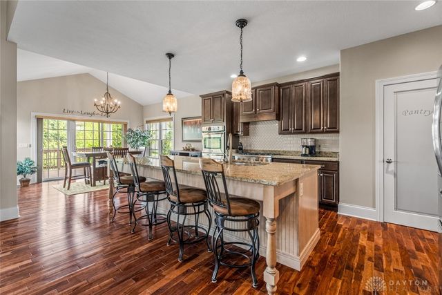 2037 Stablehand Drive, Dayton, OH 45458