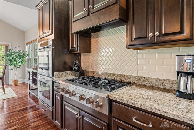 2037 Stablehand Drive, Dayton, OH 45458