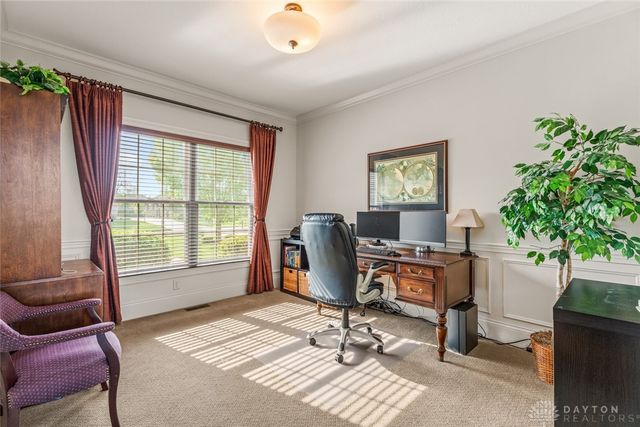 2037 Stablehand Drive, Dayton, OH 45458