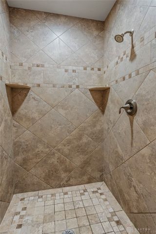 2037 Stablehand Drive, Dayton, OH 45458