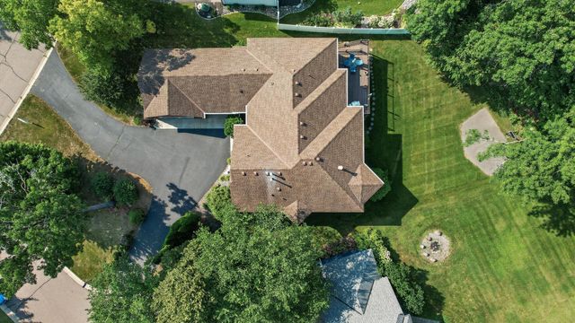 16215 37th Avenue N, Plymouth, MN 55446