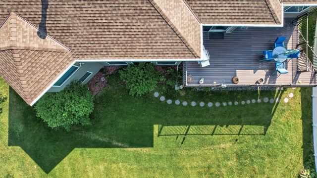 16215 37th Avenue N, Plymouth, MN 55446