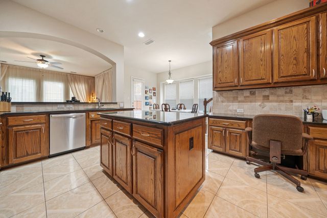 1571 Coastal Drive, Rockwall, TX 75087