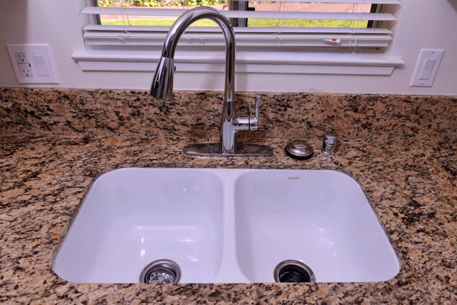 2345 Rogue River Dr, Sacramento, CA 95826