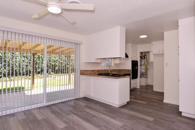 2345 Rogue River Dr, Sacramento, CA 95826