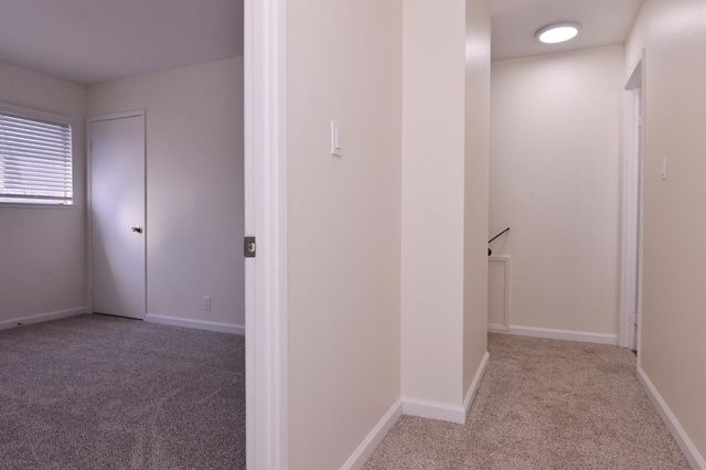 2345 Rogue River Dr, Sacramento, CA 95826