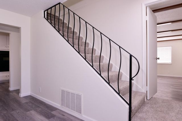 2345 Rogue River Dr, Sacramento, CA 95826