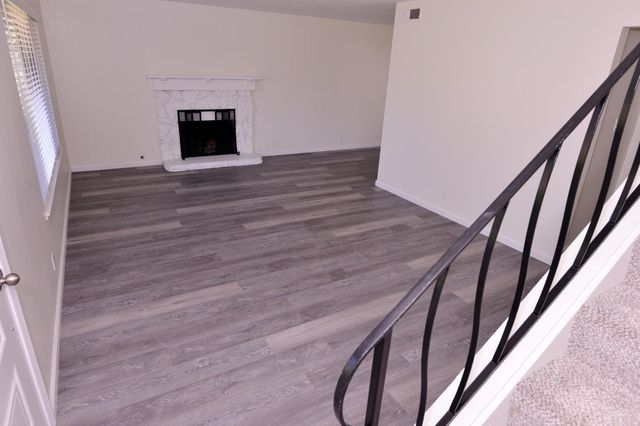 2345 Rogue River Dr, Sacramento, CA 95826