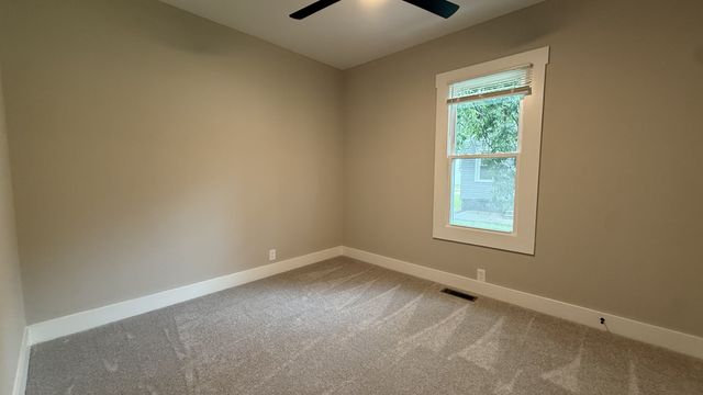 1225 N Spring St Apt B, Murfreesboro, TN 37130