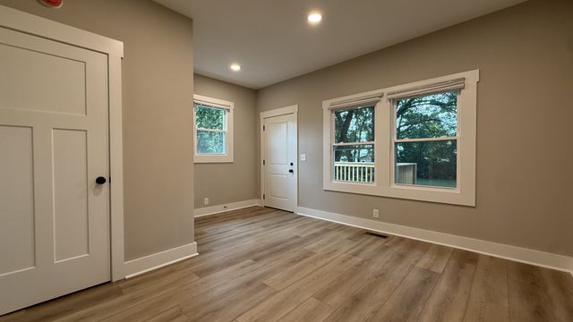 1225 N Spring St Apt B, Murfreesboro, TN 37130