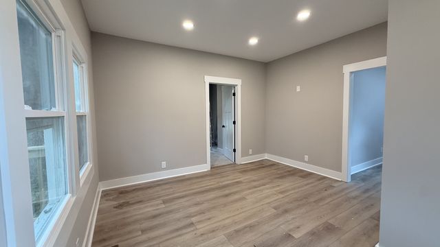 1225 N Spring St Apt B, Murfreesboro, TN 37130