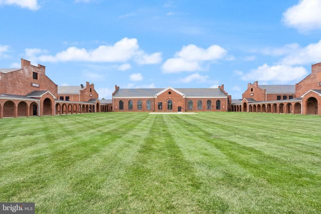 8166 DOUGLAS FIR DR, Lorton, VA 22079