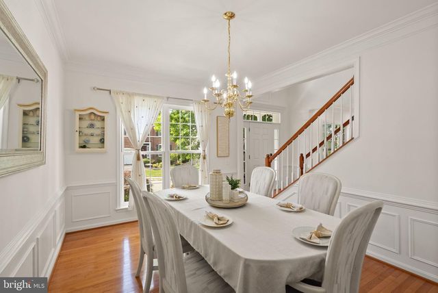 8166 DOUGLAS FIR DR, Lorton, VA 22079