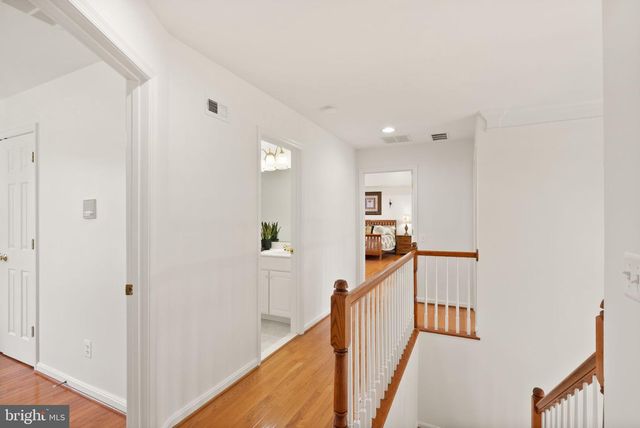8166 DOUGLAS FIR DR, Lorton, VA 22079