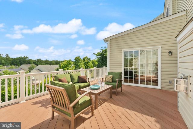 8166 DOUGLAS FIR DR, Lorton, VA 22079