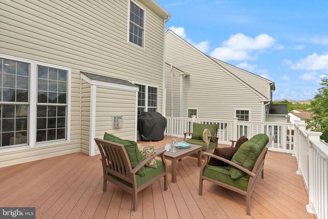 8166 DOUGLAS FIR DR, Lorton, VA 22079