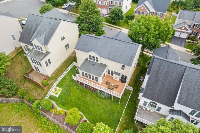 8166 DOUGLAS FIR DR, Lorton, VA 22079