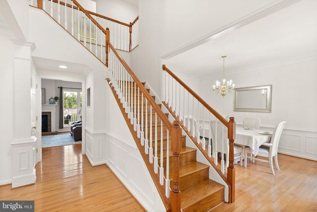 8166 DOUGLAS FIR DR, Lorton, VA 22079