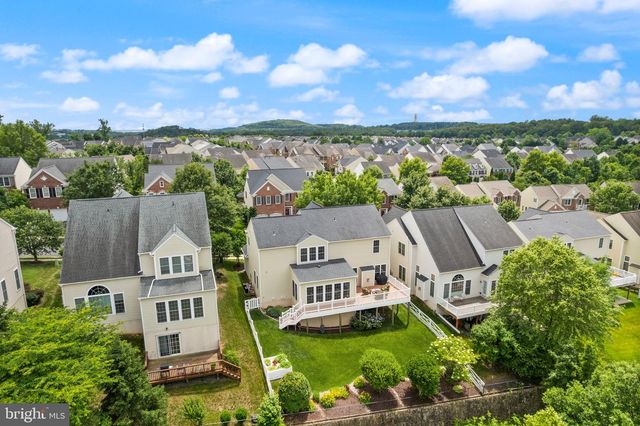 8166 DOUGLAS FIR DR, Lorton, VA 22079