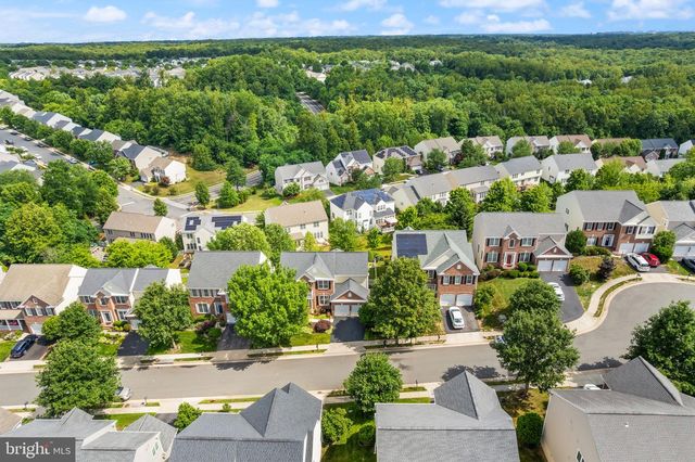 8166 DOUGLAS FIR DR, Lorton, VA 22079