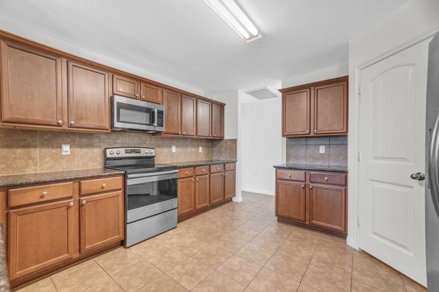 2004 Crosby Drive, Forney, TX 75126