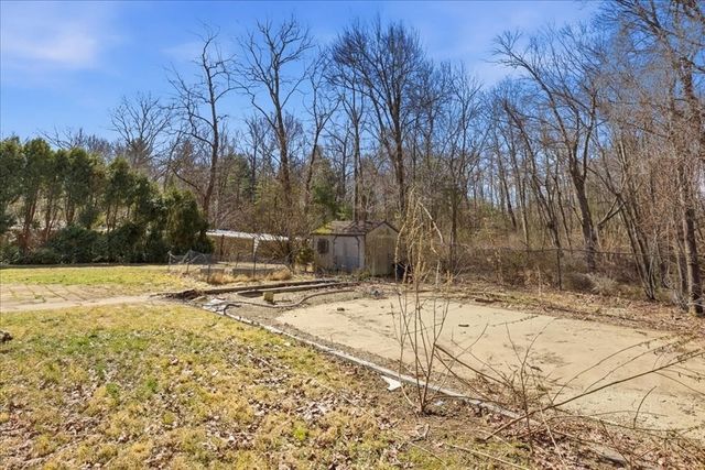 184 Joyce Ter, Whitman, MA 02382