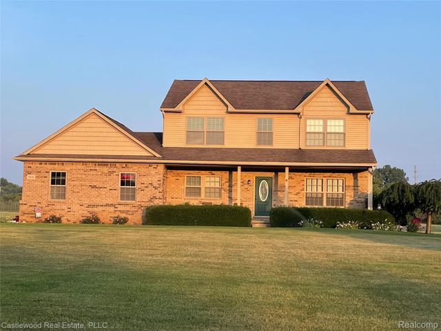 5616 Jada Drive, Highland Charter Township, MI 48356