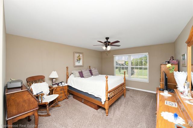 5616 Jada Drive, Highland Charter Township, MI 48356